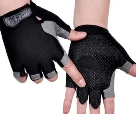 Gloves & Wraps